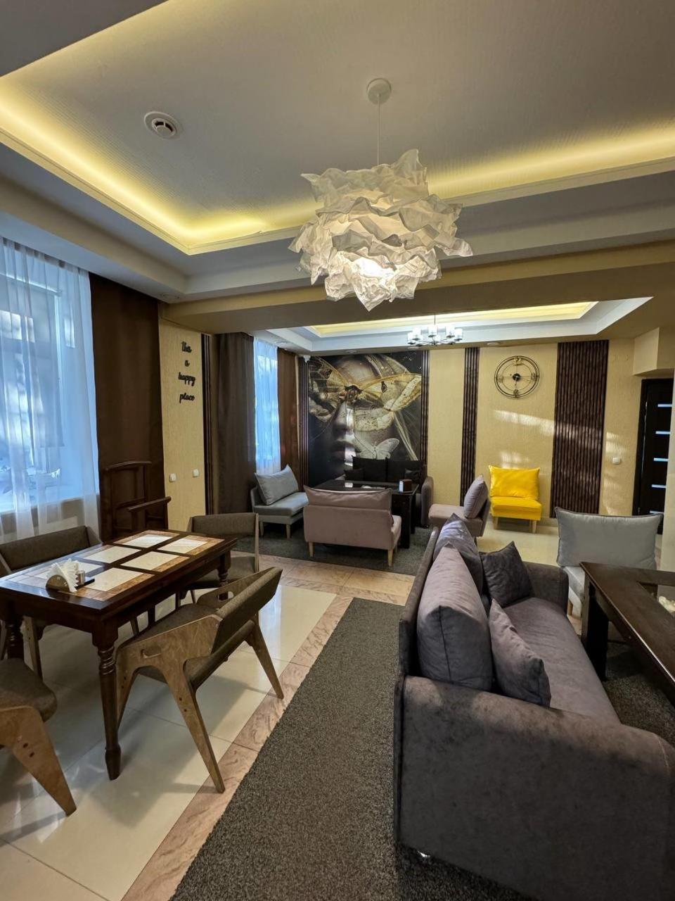 Shanyrak Hotel Temirtau Екстериор снимка